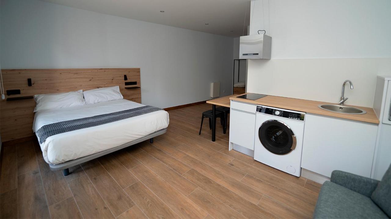 Apartamentos Puerta De Occidente Cornellana エクステリア 写真